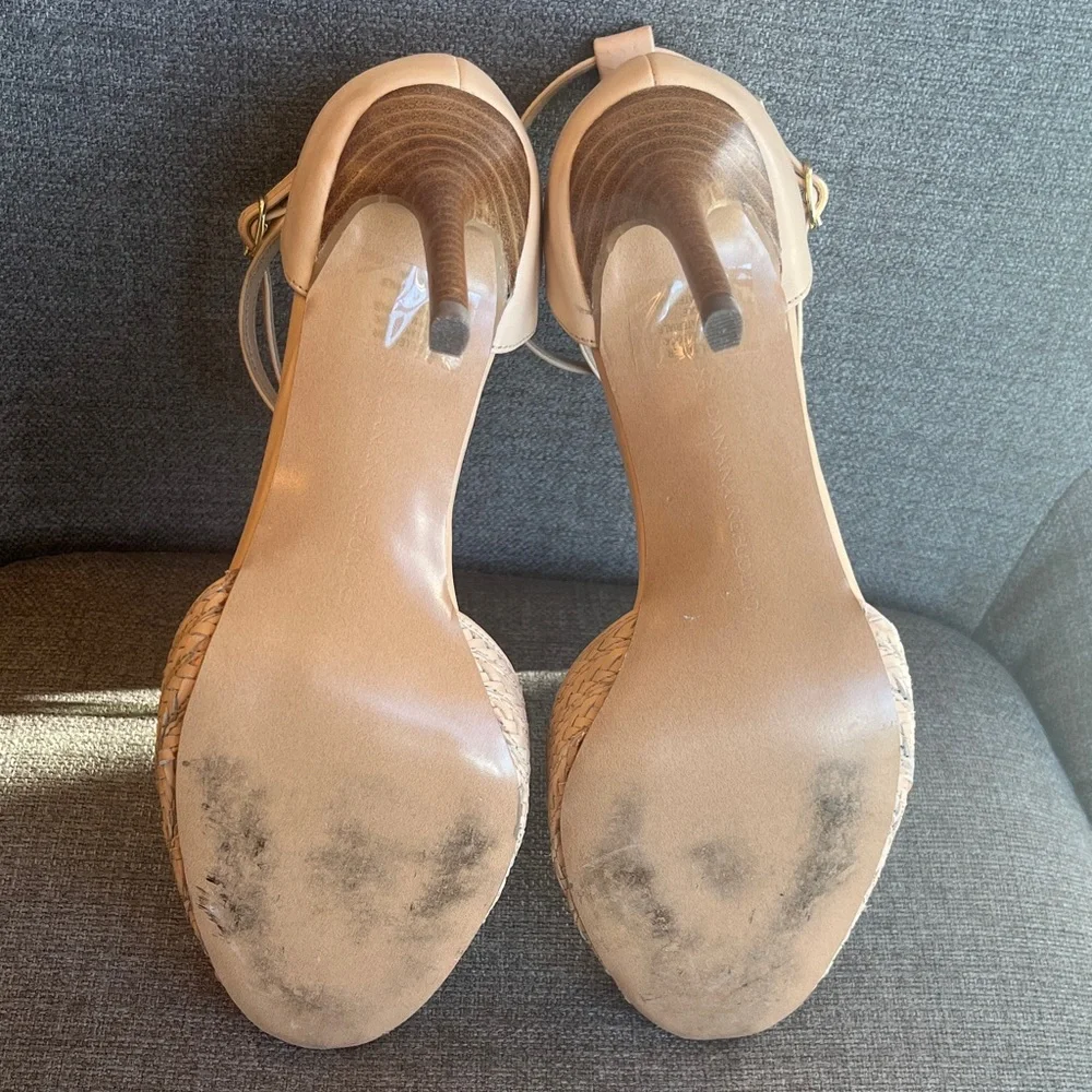 Worn 1x Banana Republic Women's beige stilettos- like new/ excellent condition - Picture 8 of 10
